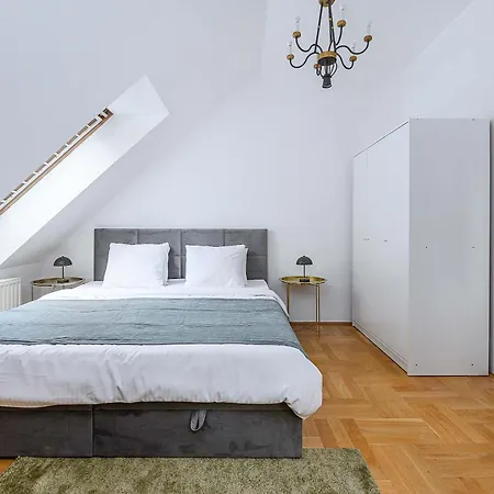 Lumina Deluxe Apart In Platinum Towers With Parking Lejlighed Warszawa