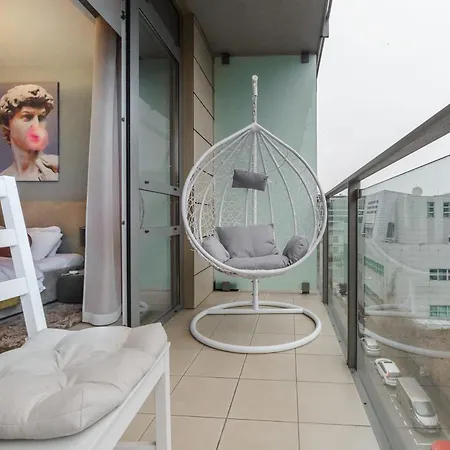 Lumina I Deluxe 2-room With Parking I Ac I Balcony I Platinum Towers *