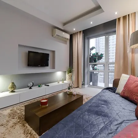 Lumina I Deluxe 2-room With Parking I Ac I Balcony I Platinum Towers *