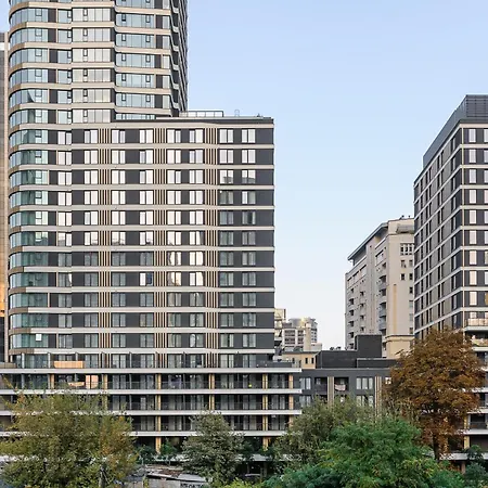 Lumina I Deluxe 2-room With Parking I Ac I Balcony I Platinum Towers *