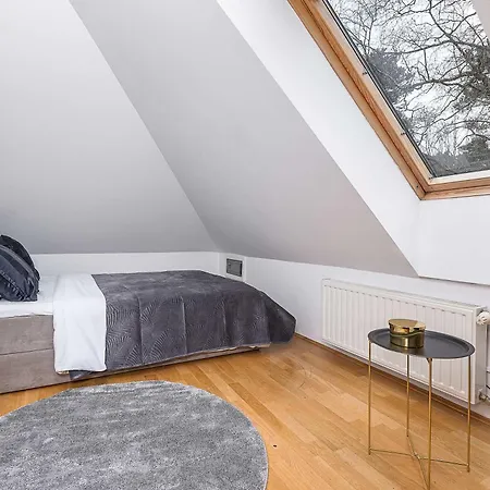 Apartament Lumina In *